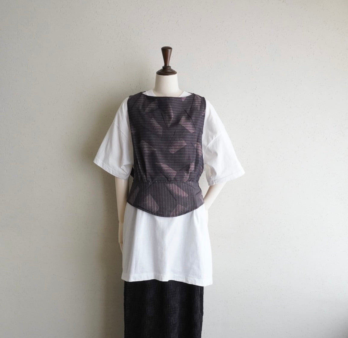 90s Slit Design Vest