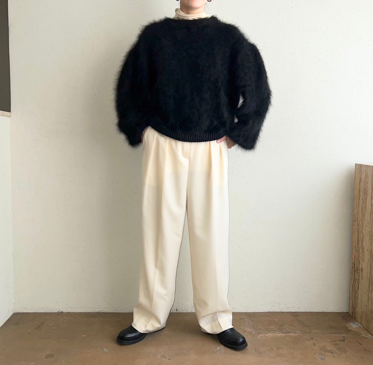 80s Black Knit