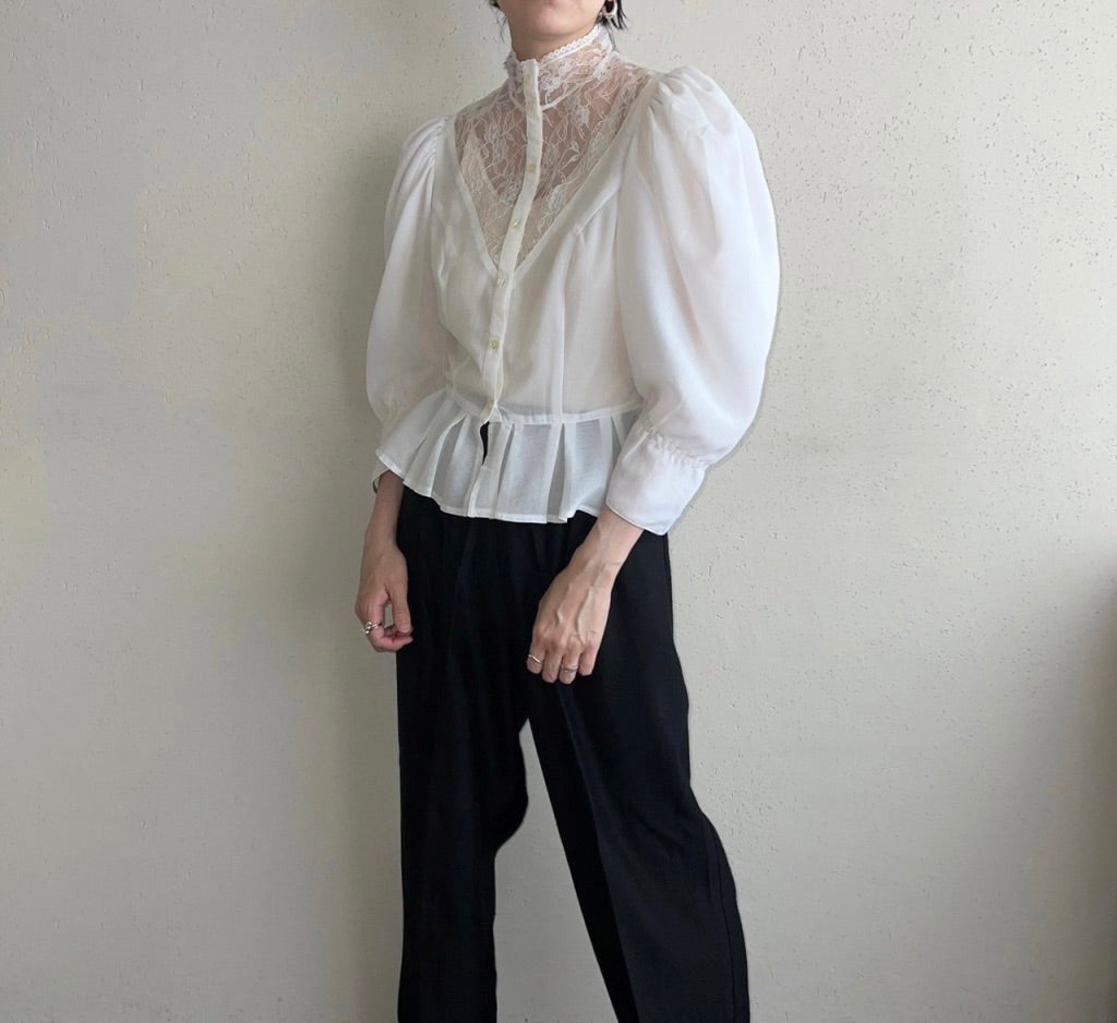 90s EURO Lace Blouse