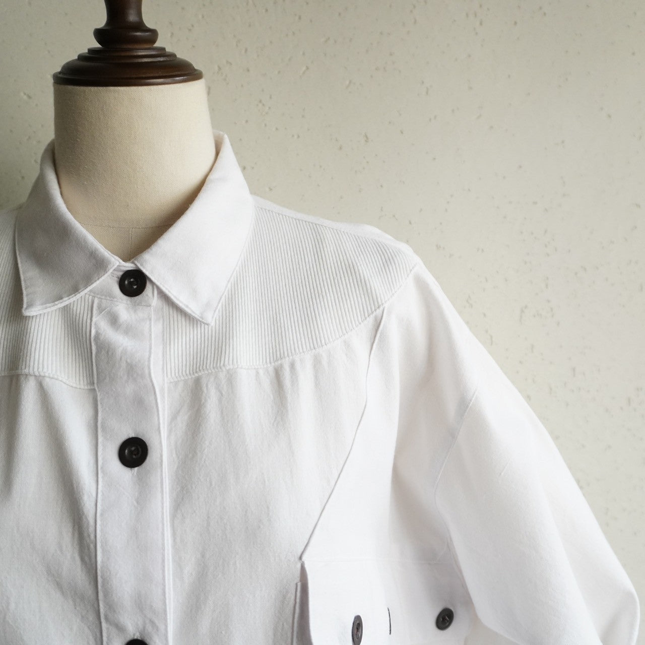 90s White Design Shirt
