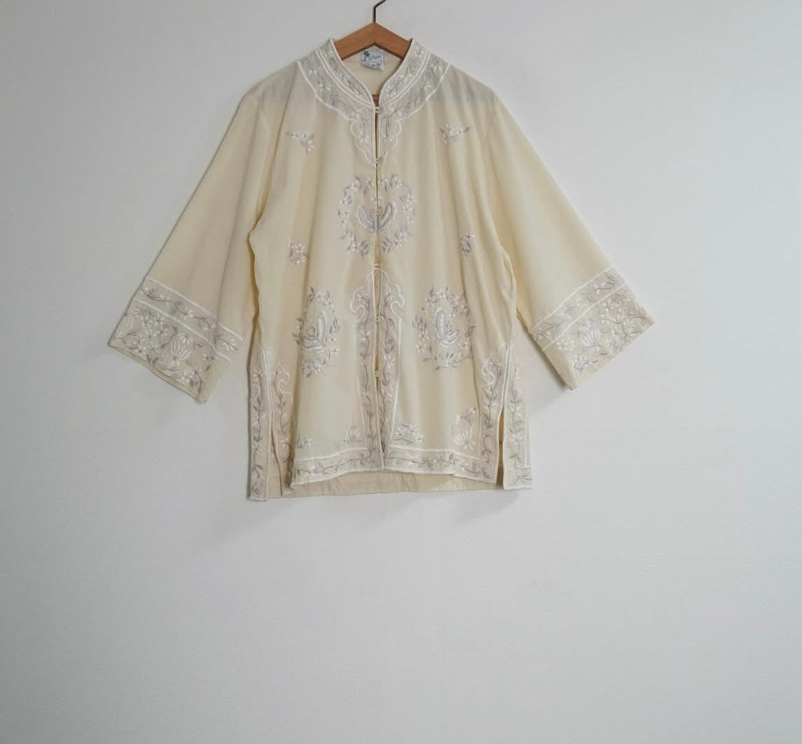 70s Embroidery Blouse