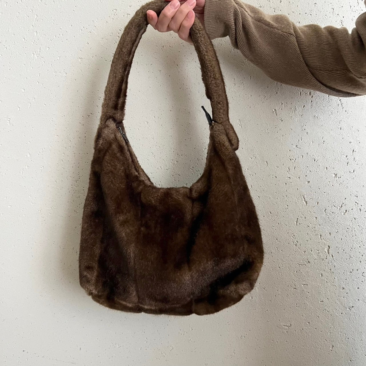 90s "La Maison De La Fausse Fourrrure x SAKS FIFTH AVENUE" Fur Bag Made in France