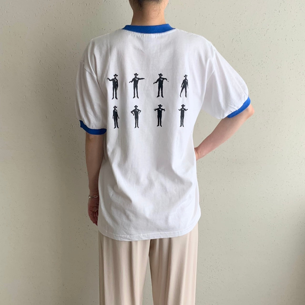 00s "BECK" T-shirt Design by Mike Mills