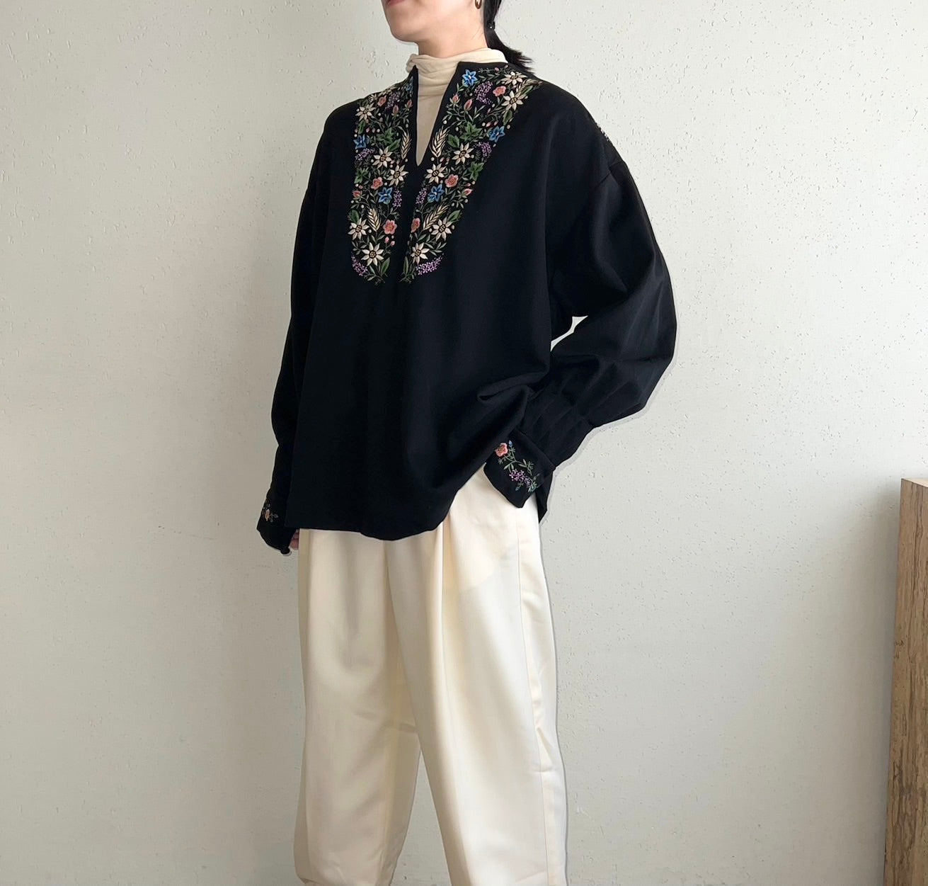 80s Embroidery Top