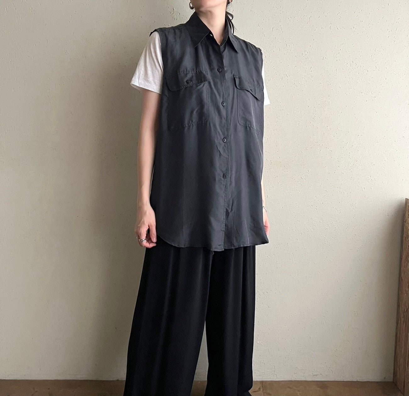90s Sleeveless Silk shirt