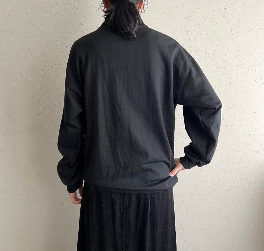 90s Zipped Black Sweater