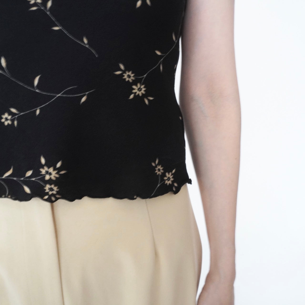 90s Floral Printed Top