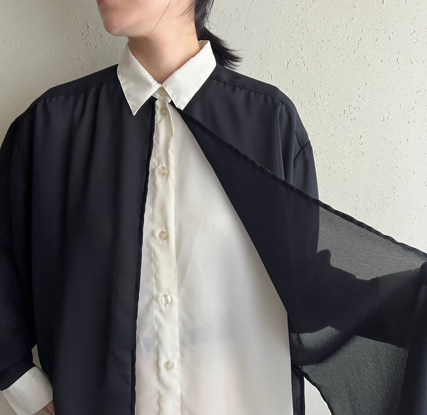 90s Black x White Shirt