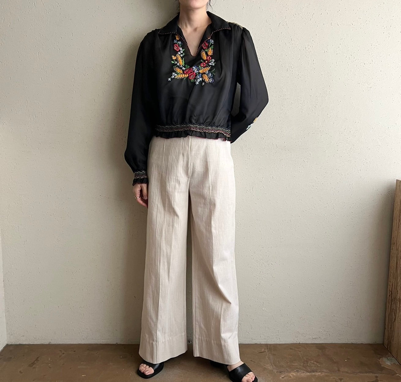 70s Embroidery Top