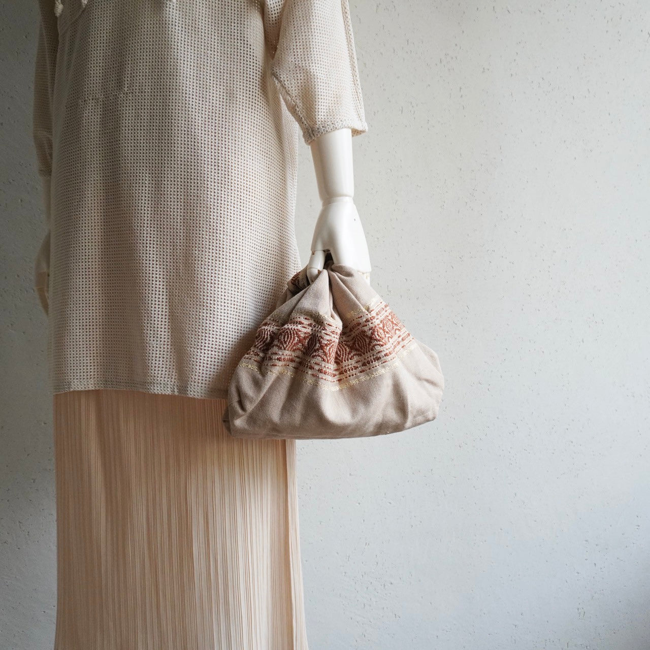 60s Embroidery Bag