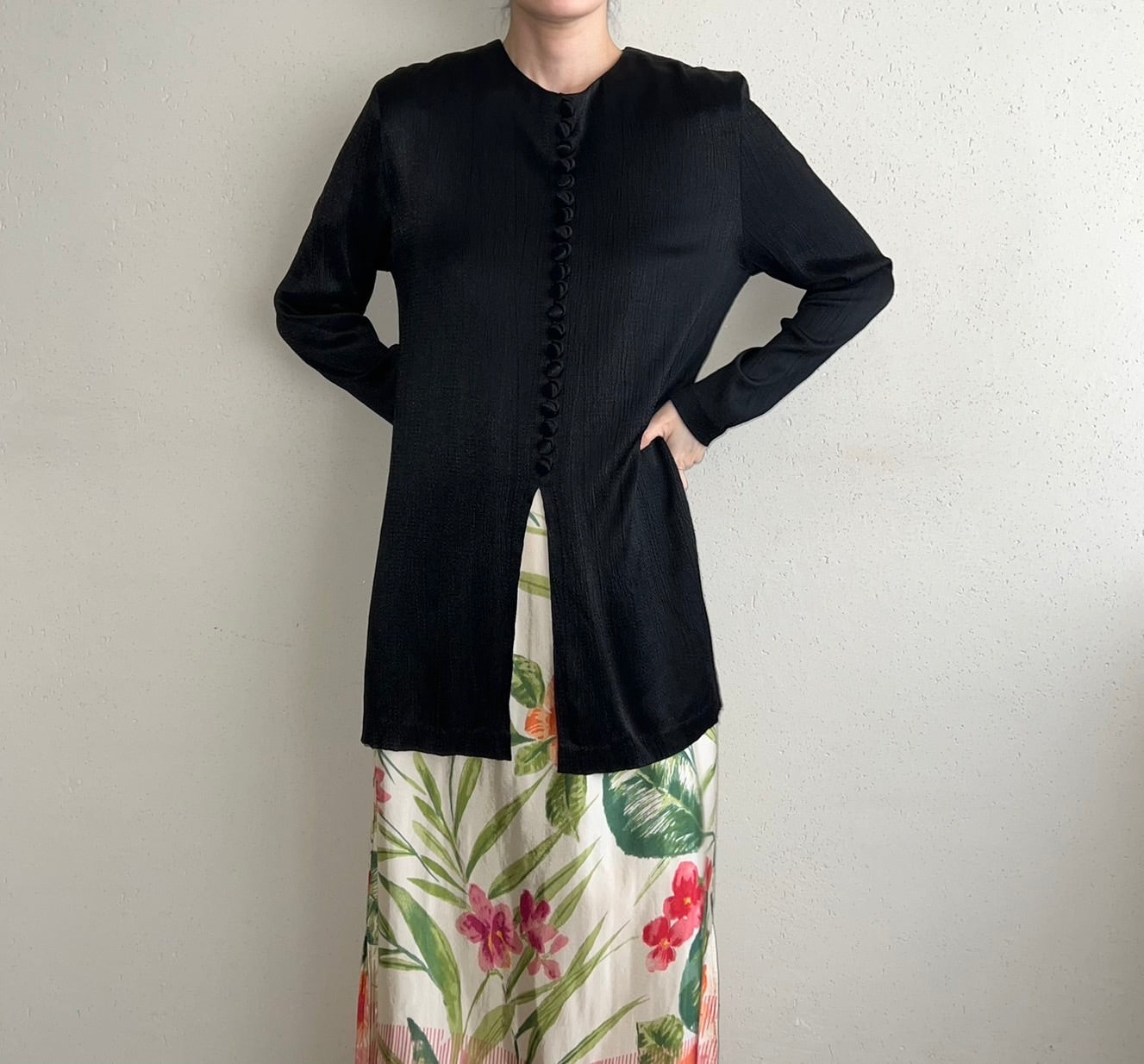 90s Black Design Blouse