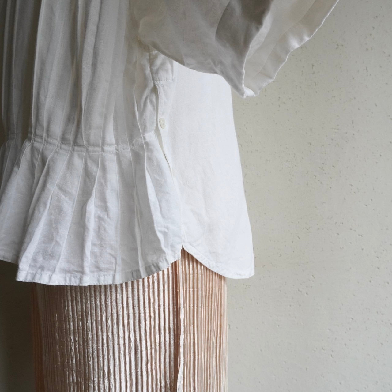90s EURO Pleated Blouse