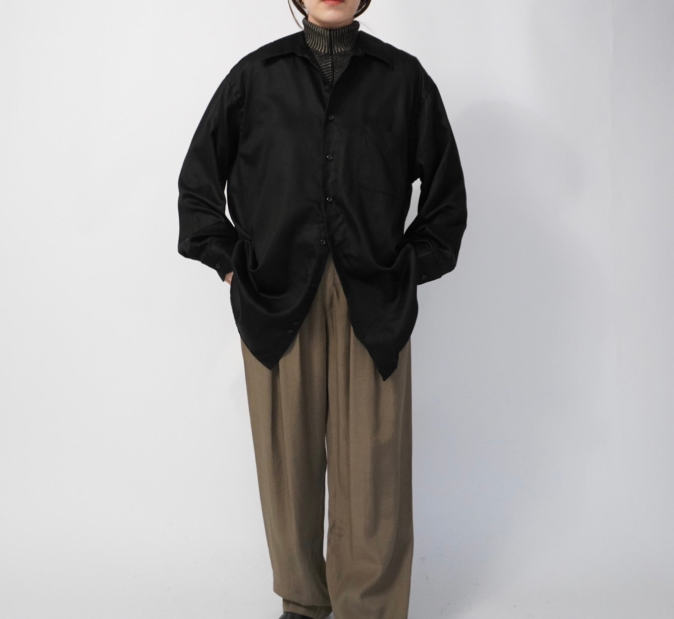 90s Black Shirt