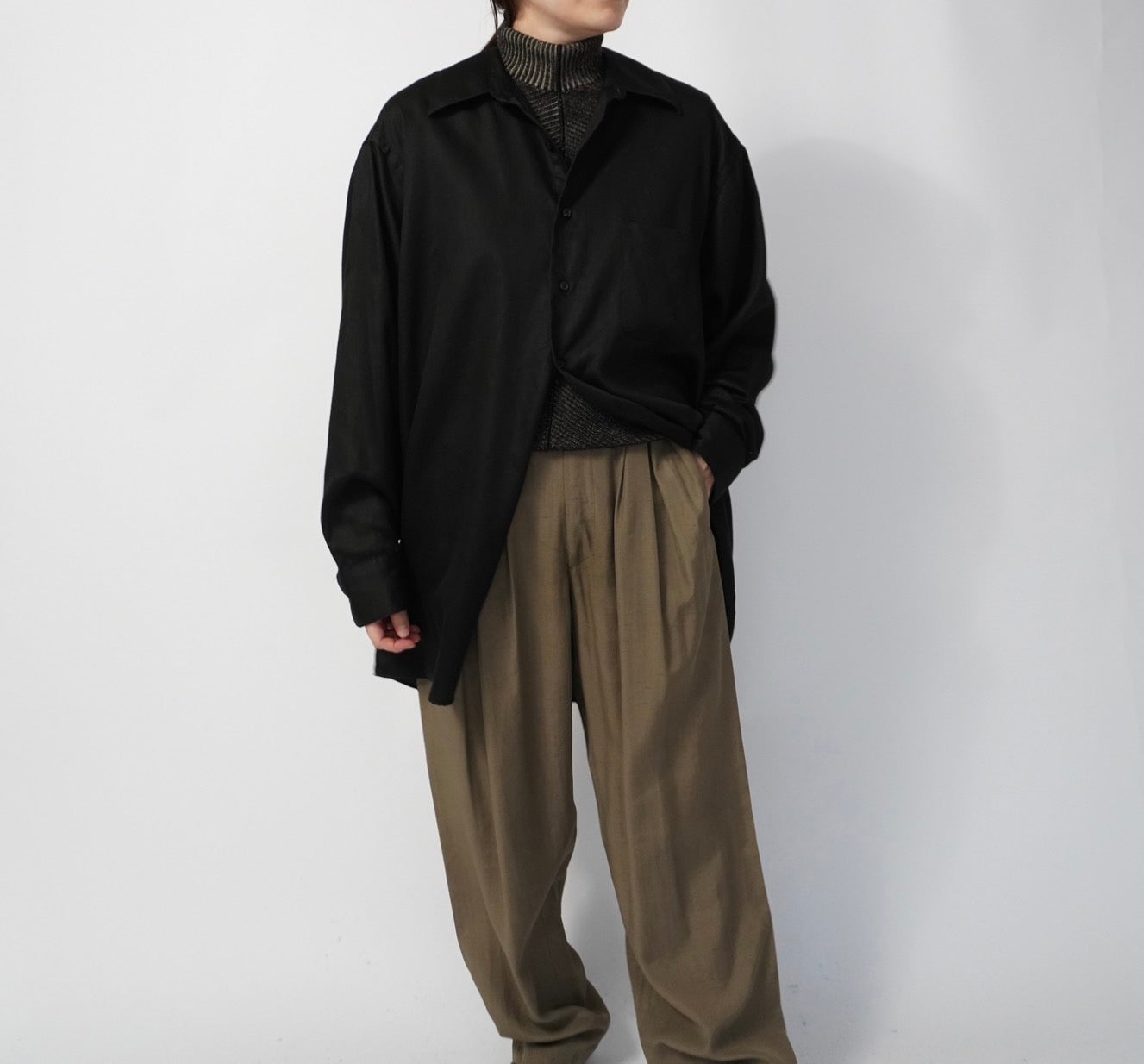 90s Black Shirt