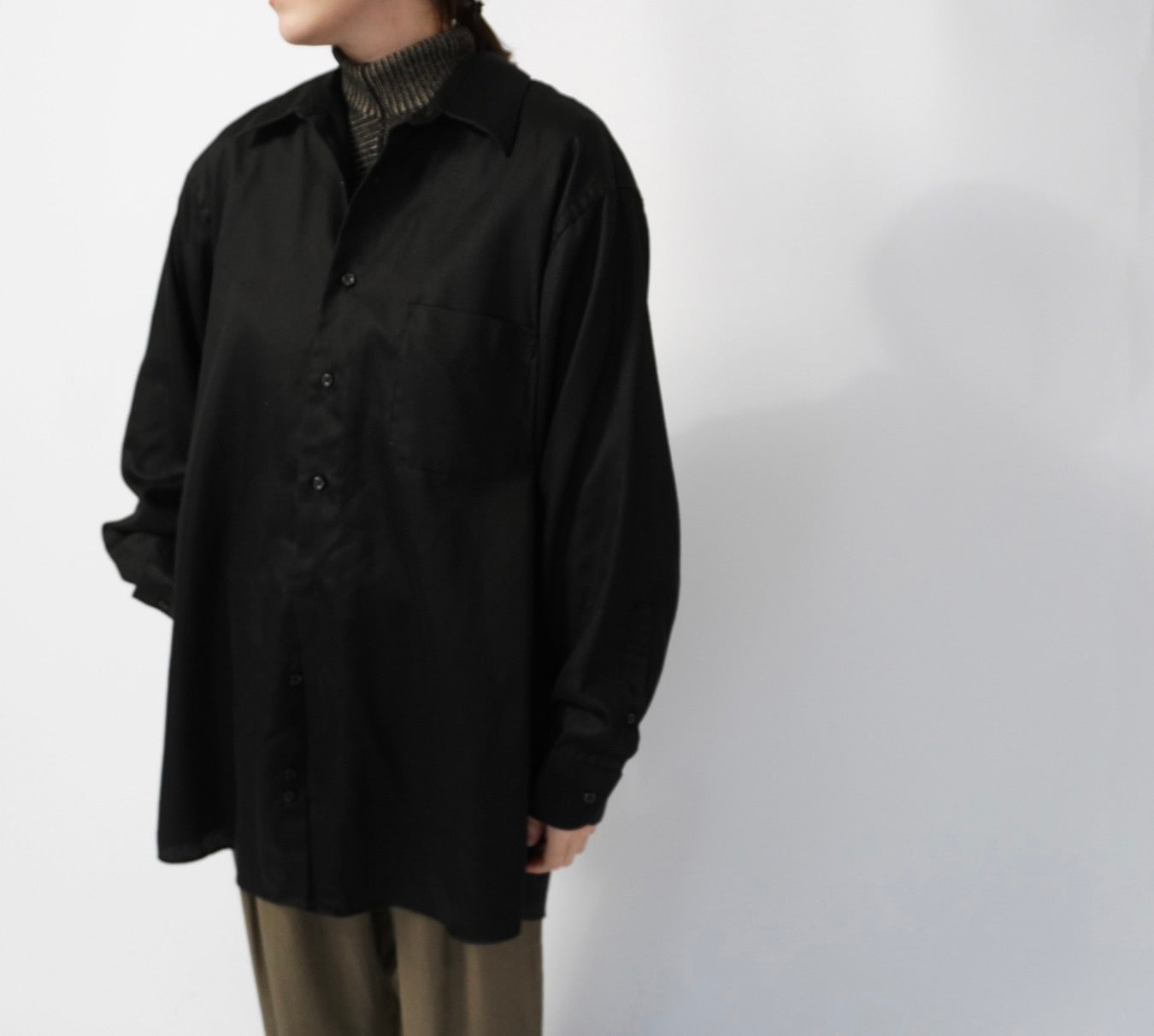 90s Black Shirt