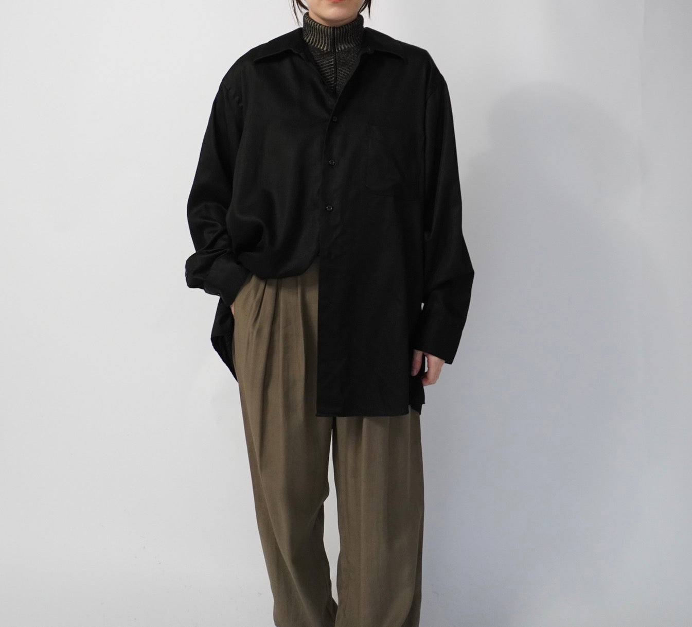 90s Black Shirt