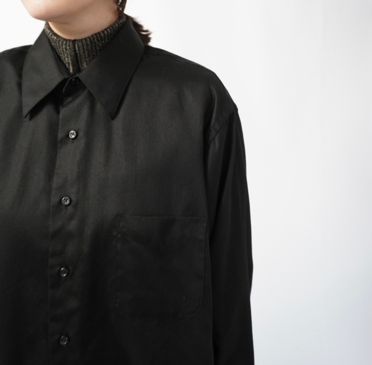 90s Black Shirt