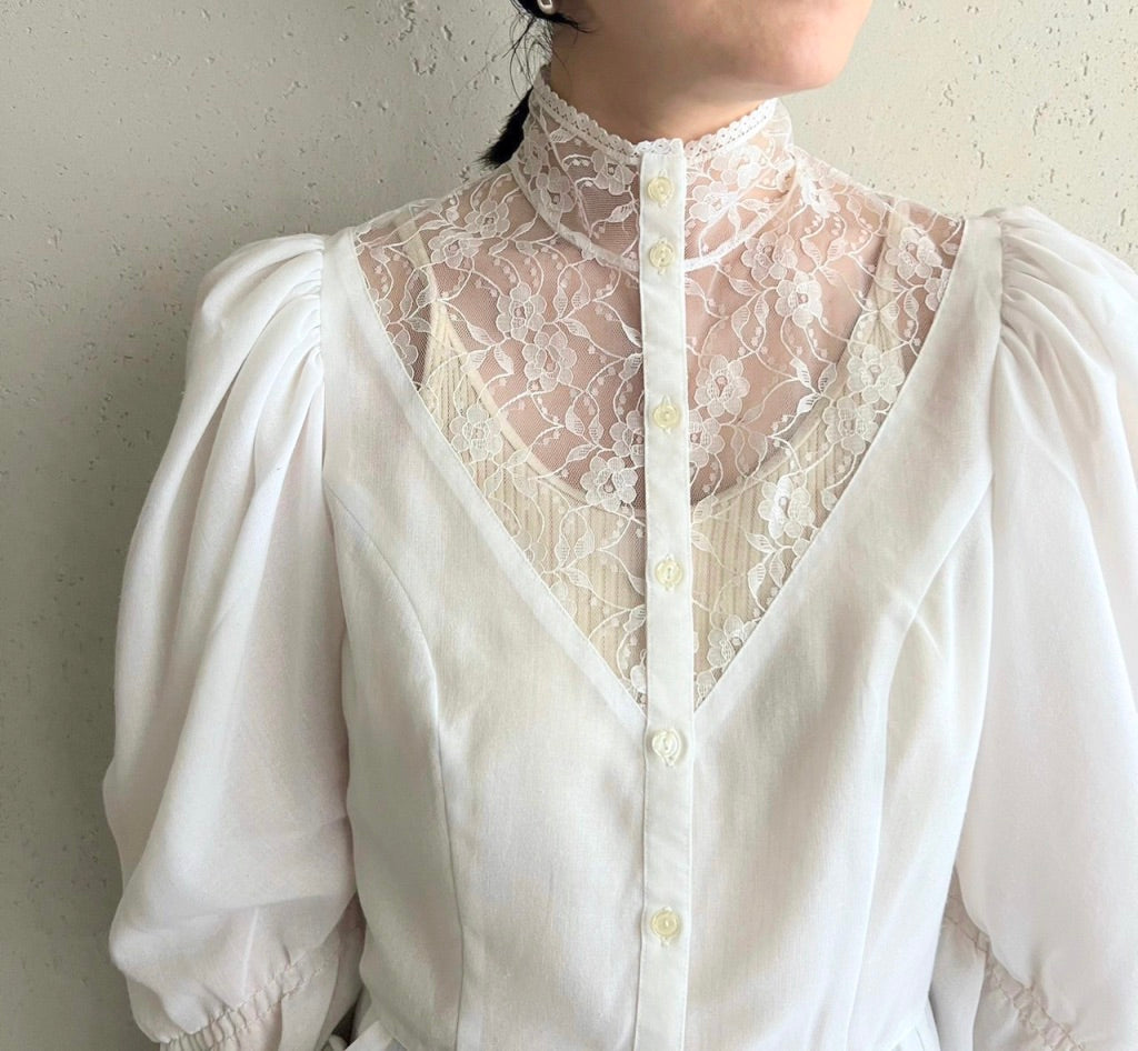 90s EURO Lace Blouse