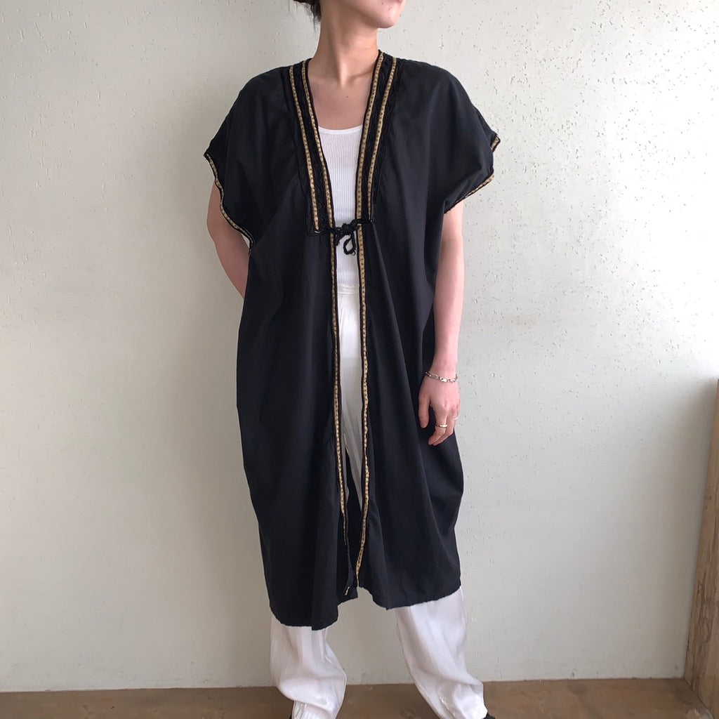 80s Black Robe