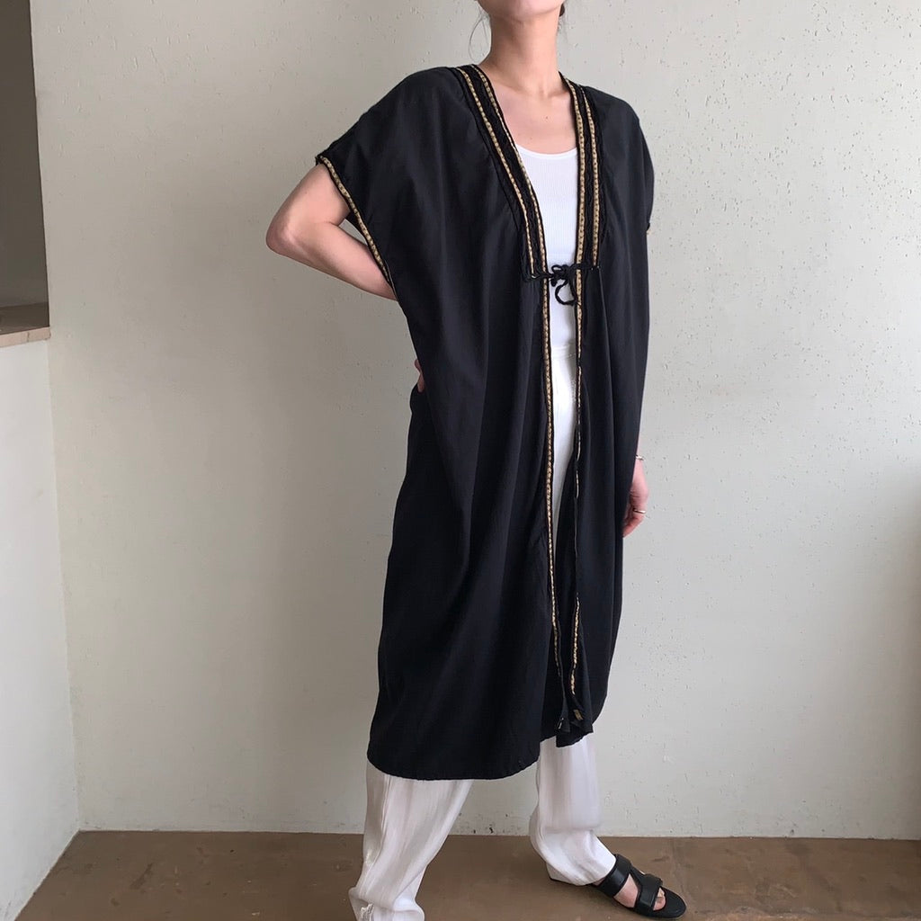 80s Black Robe