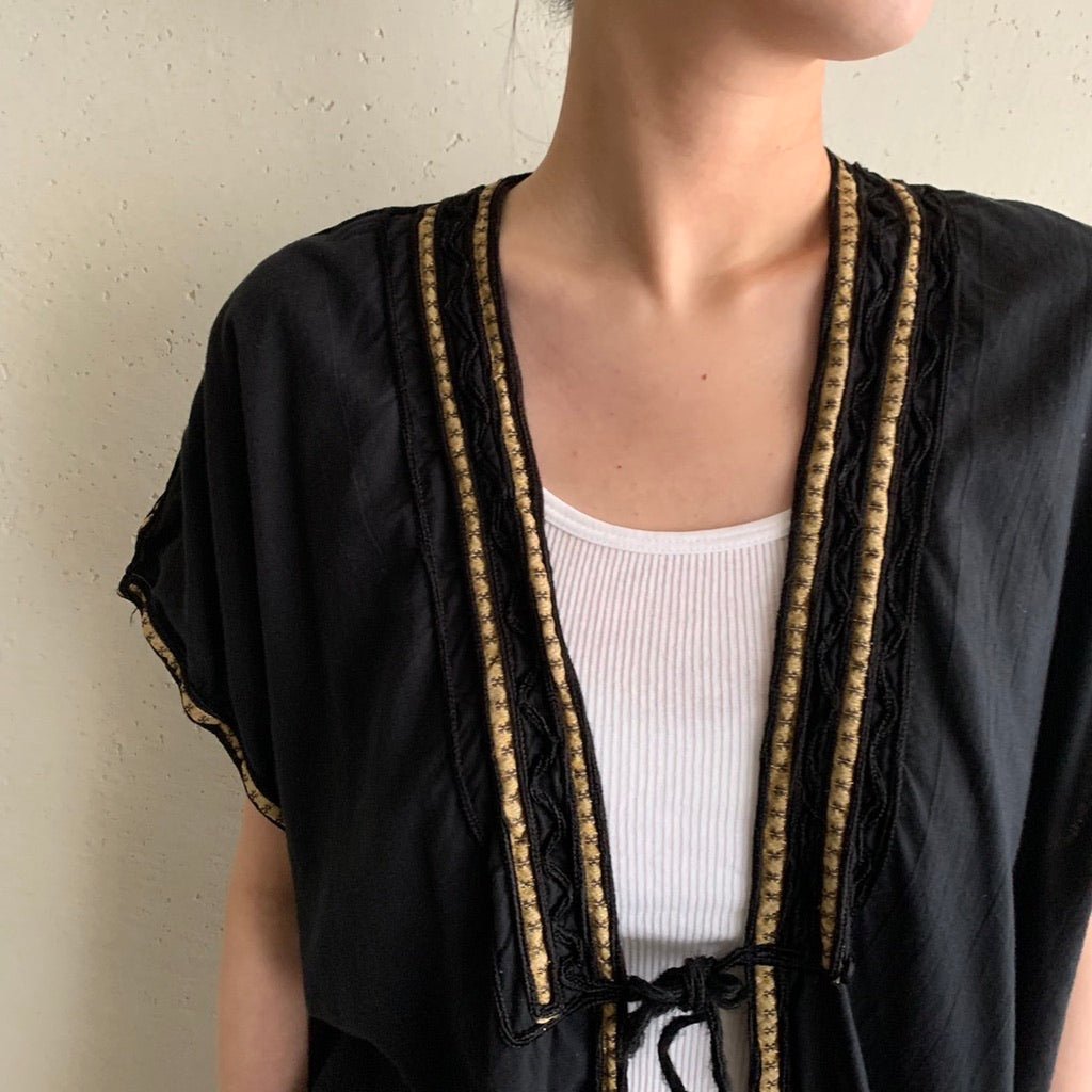 80s Black Robe