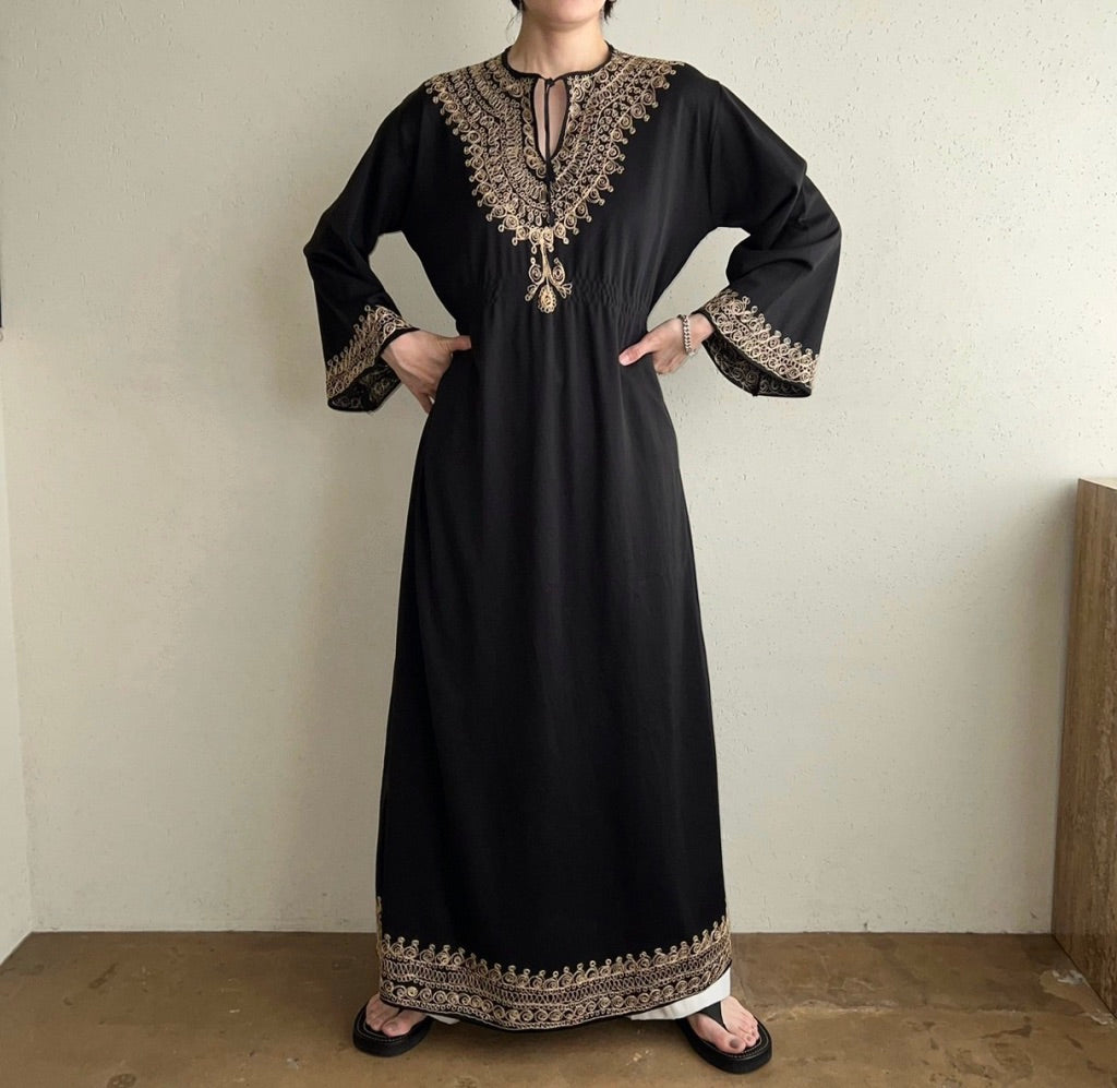 70s Embroidery Dress