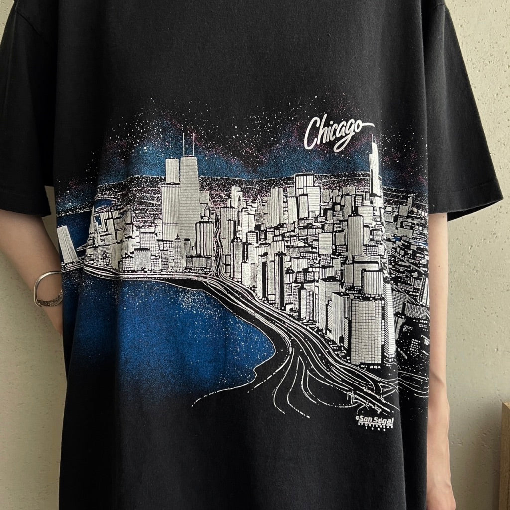 90s Printed T-shirt Made in USA