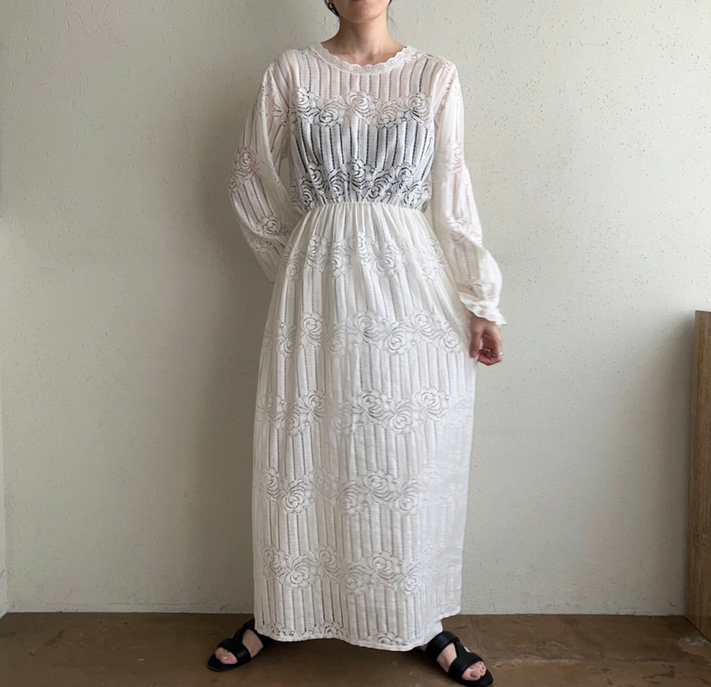 90s Lace Dress