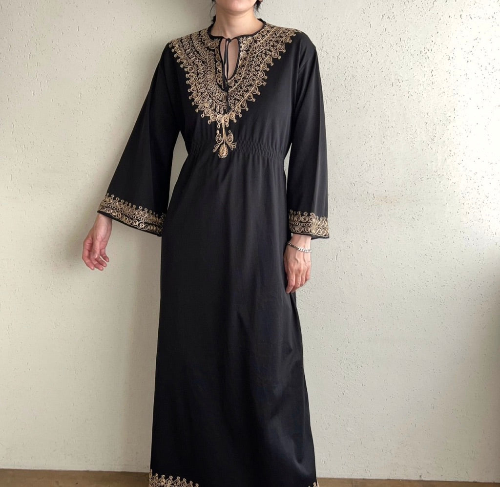 70s Embroidery Dress