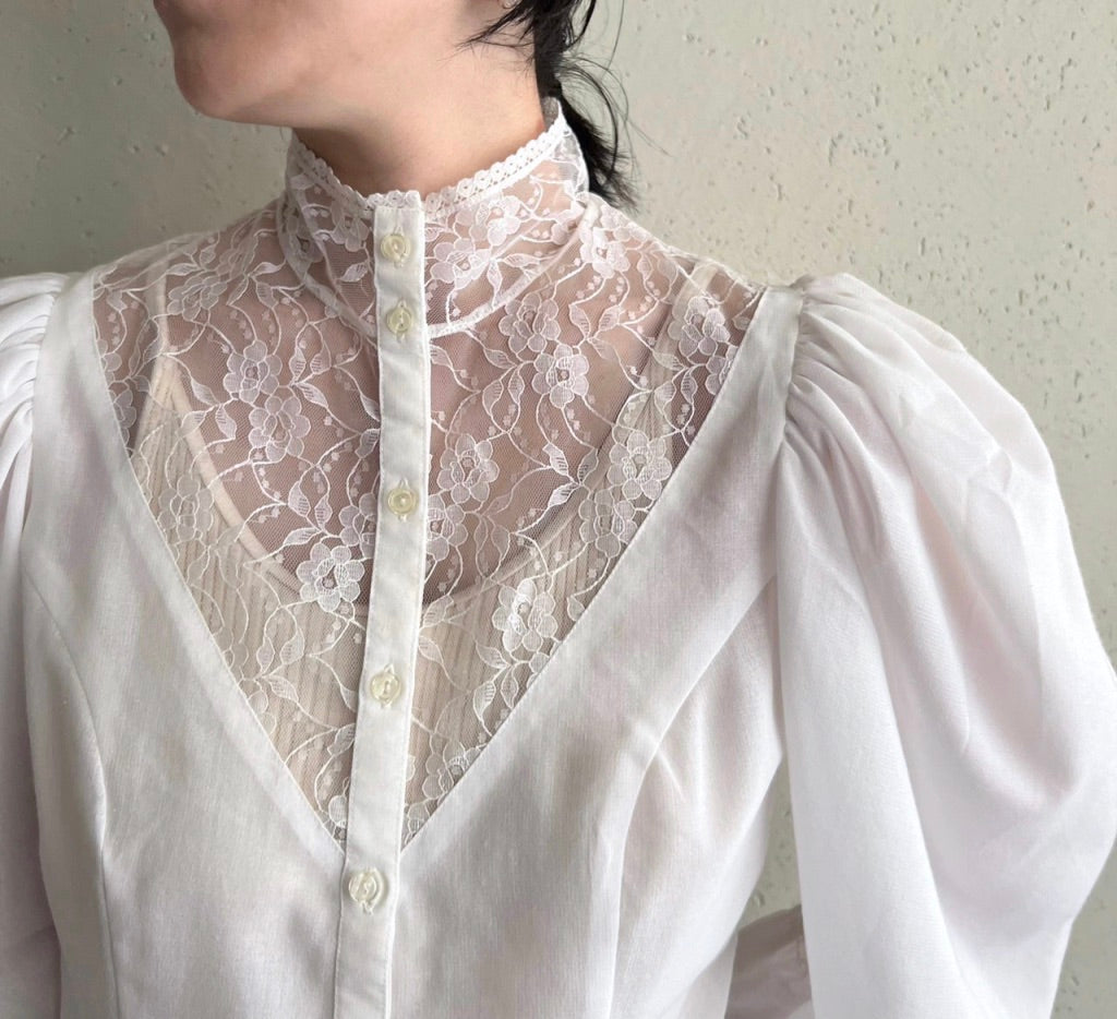 90s EURO Lace Blouse