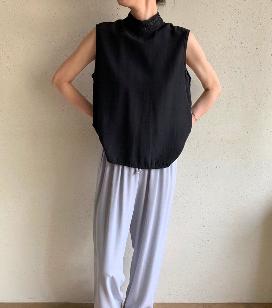 90s Sleeveless Blouse