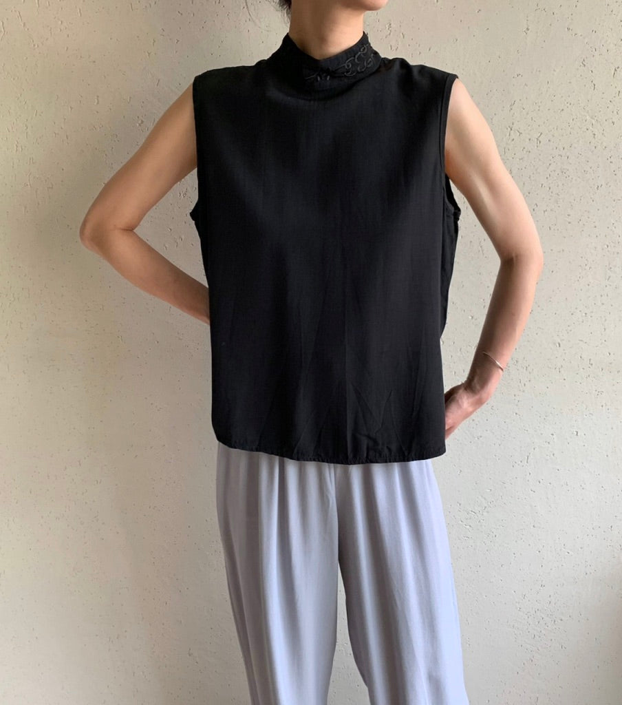 90s Sleeveless Blouse