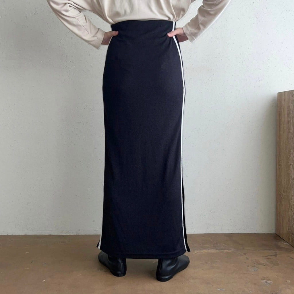 90s Side Line Skirt