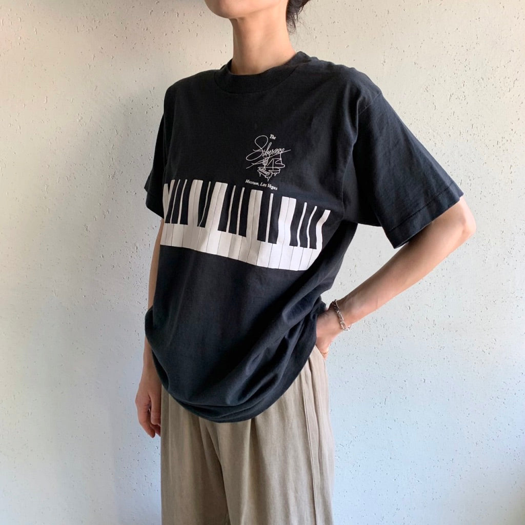 90s Printed T-shirt Made in USA