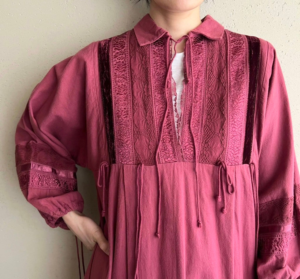 90s Embroidery Dress