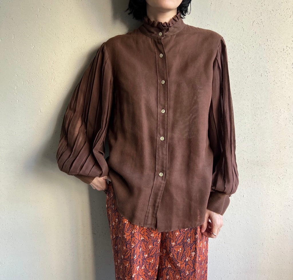 70s Pleated Sleeves Blouse