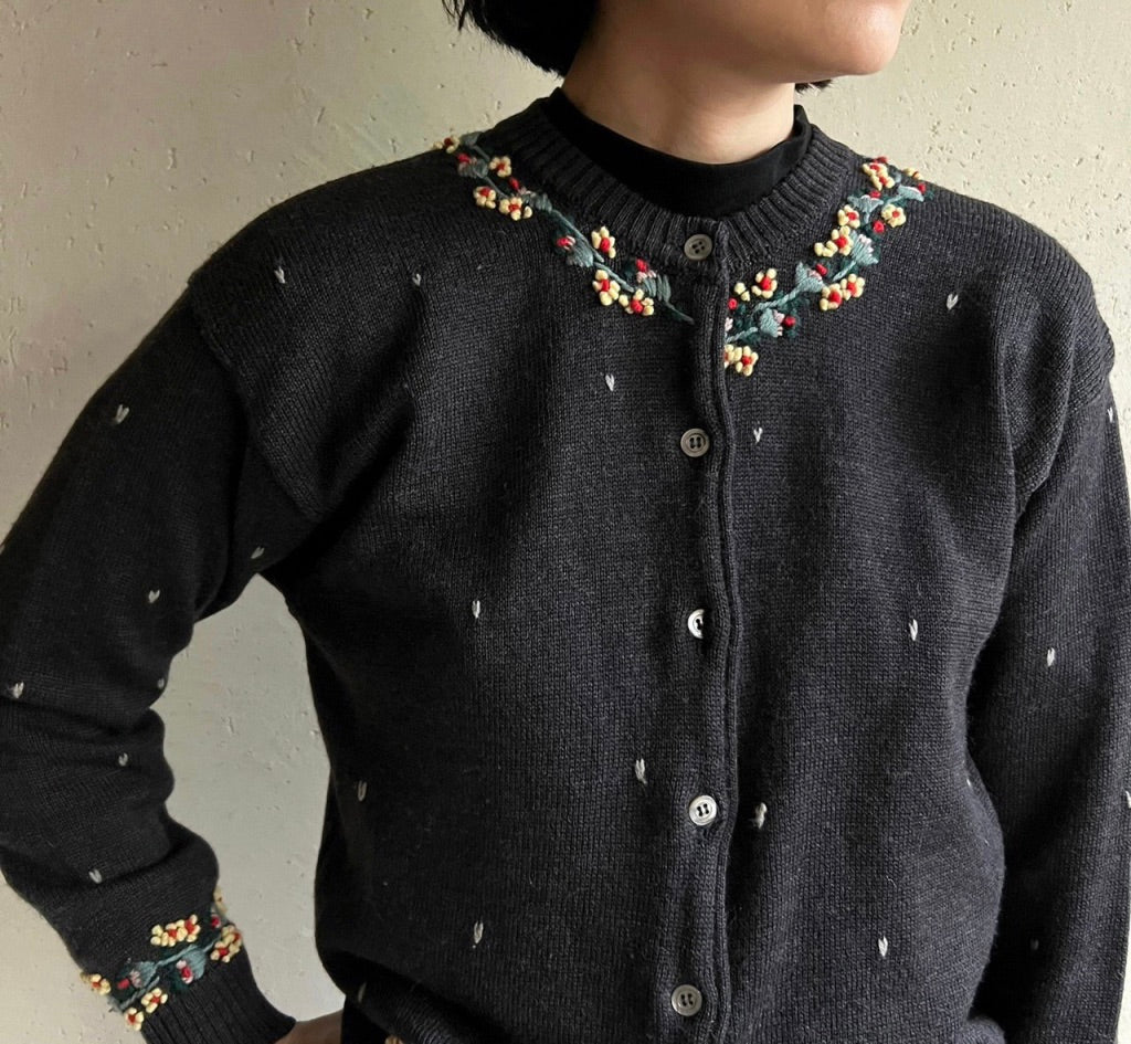 90s Embroidery Knit Cardigan Made in Italy