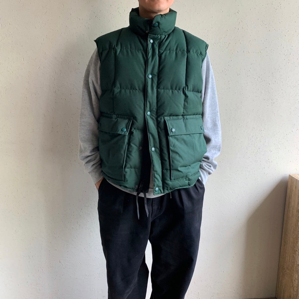 90s "EDDIE BAUER" Down Vest