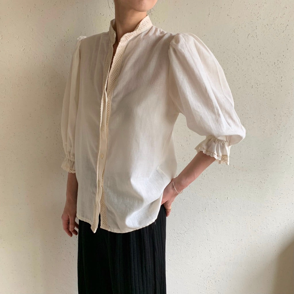 80s EURO Lace Design Blouse
