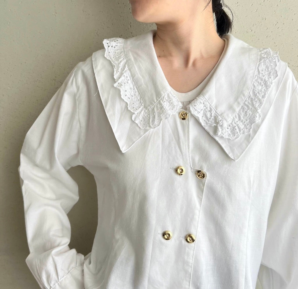 90s Lace Design Blouse