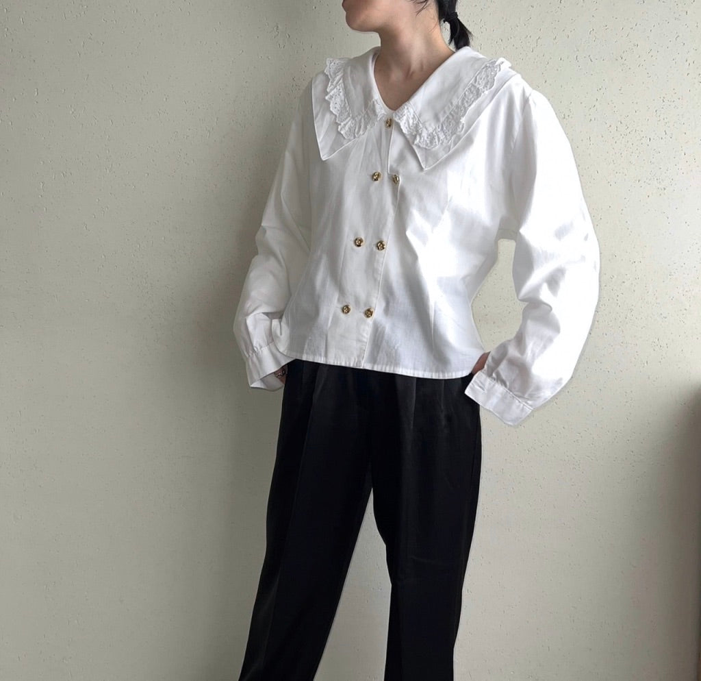 90s Lace Design Blouse