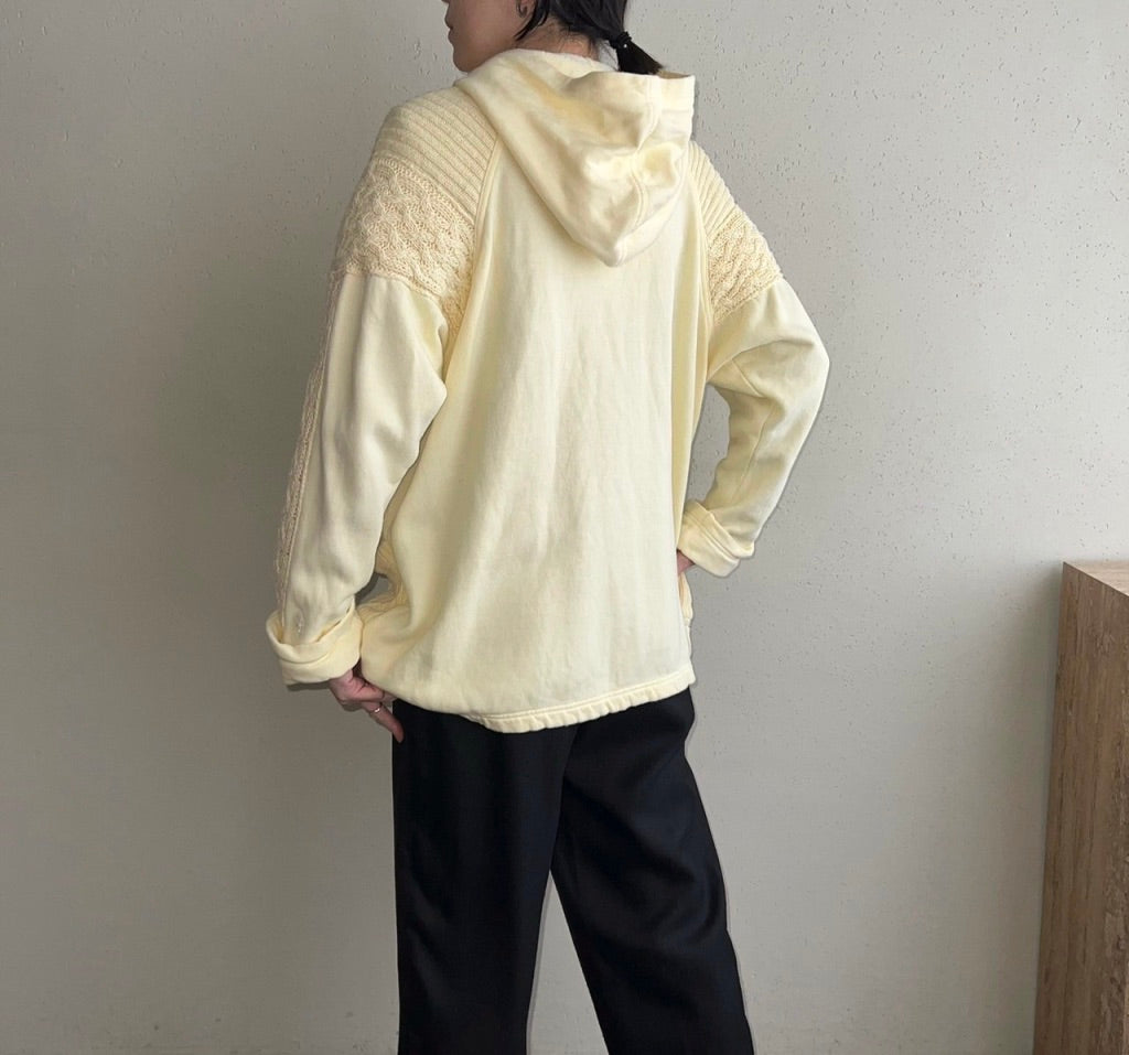 90s Design Hooded Sweater