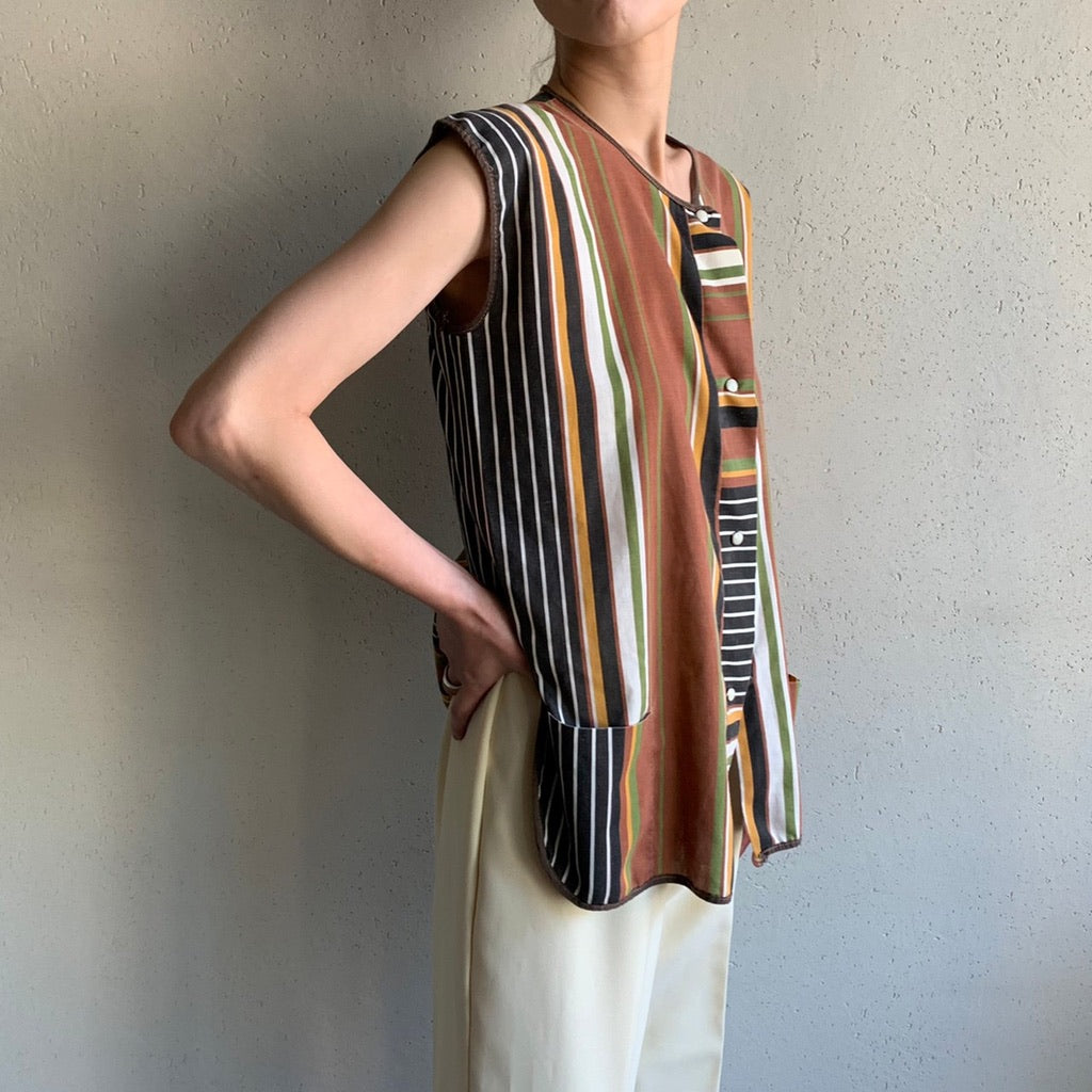70s Pattern Sleeveless Blouse