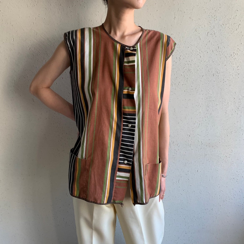 70s Pattern Sleeveless Blouse