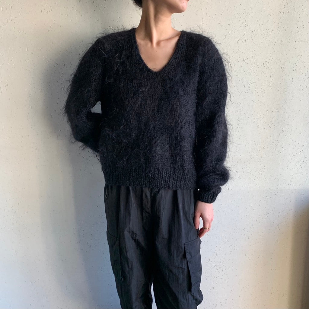 80s Black Knit