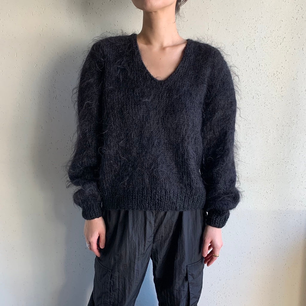 80s Black Knit