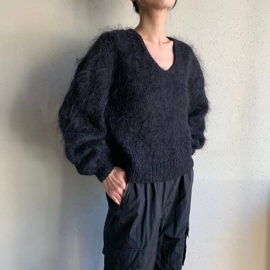 80s Black Knit