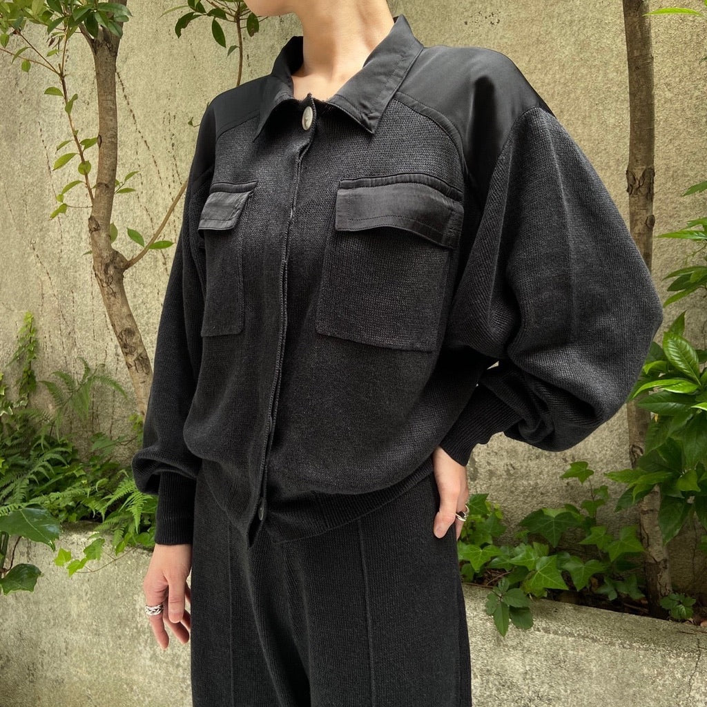 Kraud HIGH-WAIST KNIT PANTS