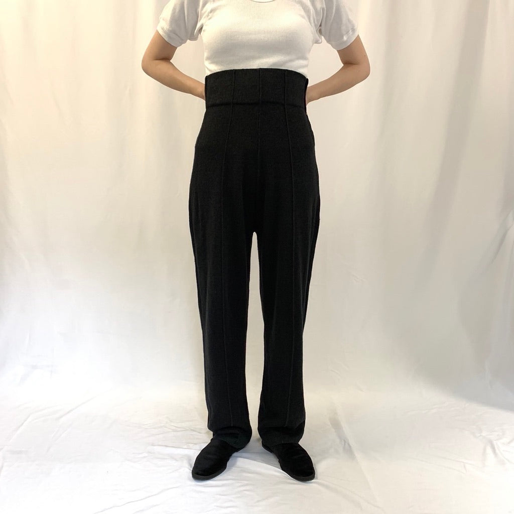 Kraud HIGH-WAIST KNIT PANTS