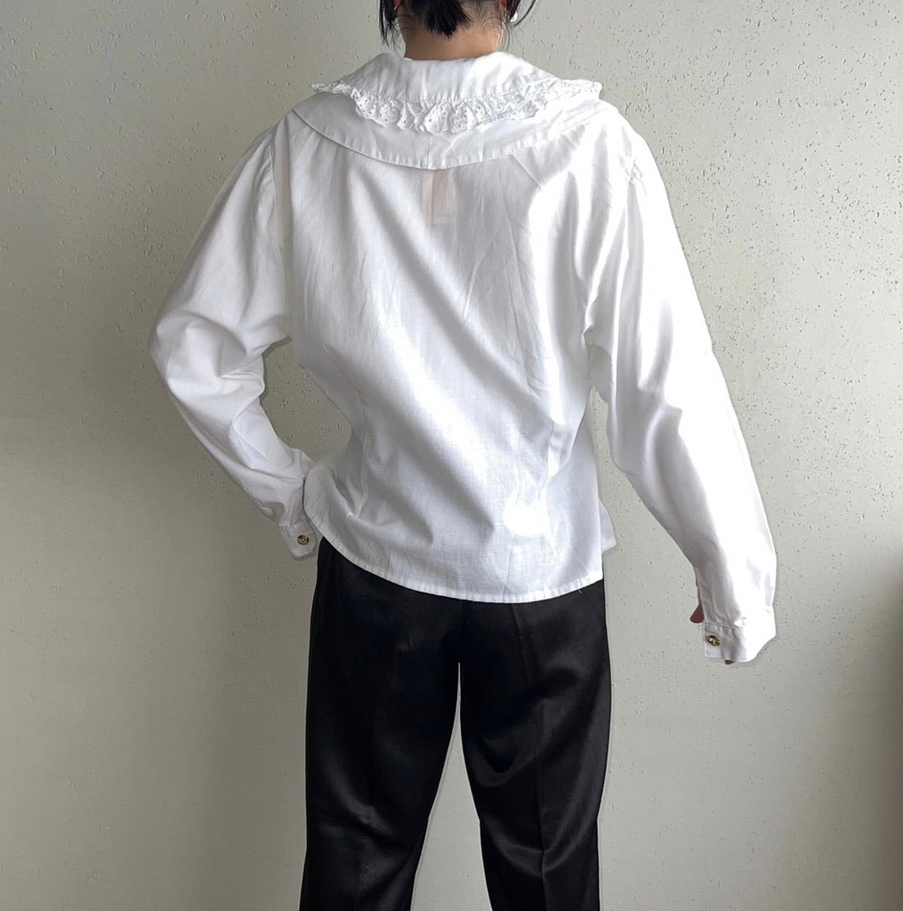 90s Lace Design Blouse